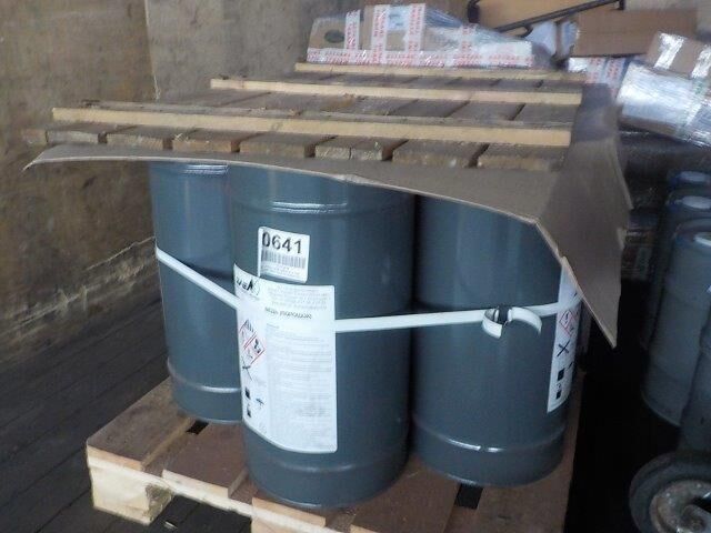 Copper powder in packaging - steel barrels
